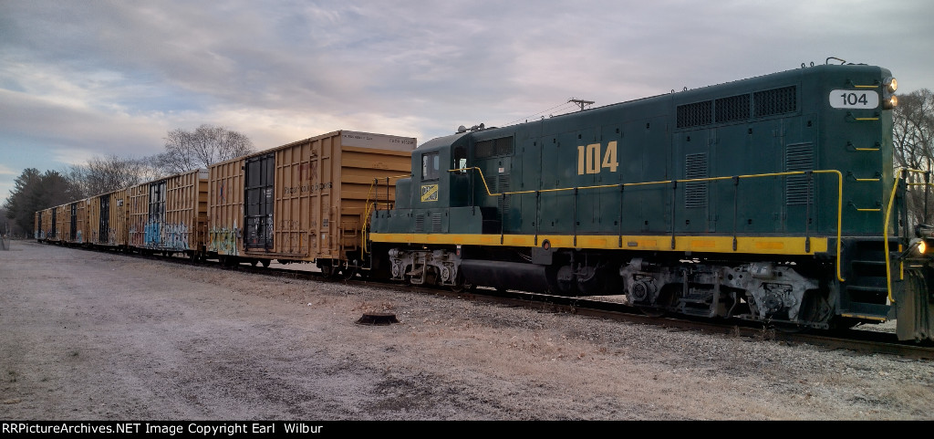 Ohio South Central Railroad (OSCR) 104